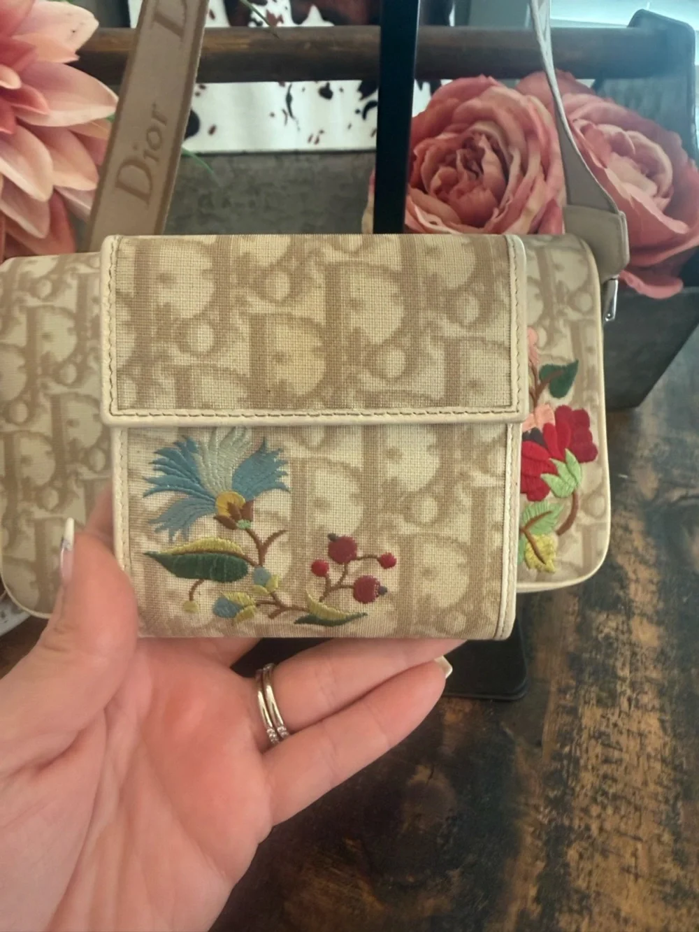Dior Beige Trotter Floral-Embroidered Crossbody w/COA & Matching Wallet BOD1024 - Picture 10 of 16